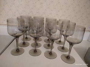 lot 116 image: Twelve Smoked Glasses