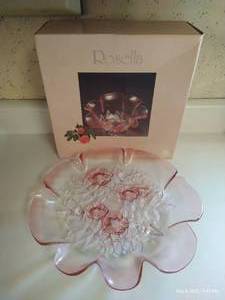 lot 119 image: Pink Prairie Rosella Bowl & Platter