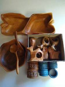 lot 122 image: Monkey-Pod Wooden Bowls Carved Wooden Napkin Rings