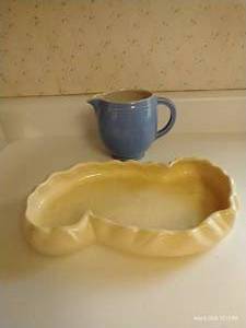 lot 133 image: Hall Pitcher & Haeger Tray