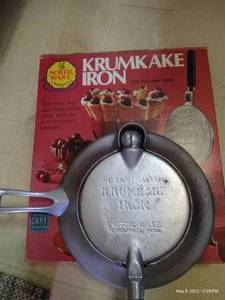 lot 143 image: Nordic Ware Krumkake Iron & Rolling Cone