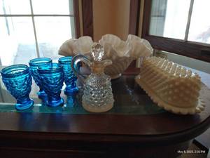 lot 178 image: Hobnail Glass Lot