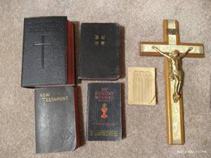 lot 244 image: Vintage Bibles & Cross