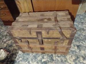 lot 274 image: Antique WoodMetalLeather Trunk