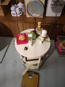 lot 309 image: Vintage Bathroom Lot - Shelf, Scale, Accessories