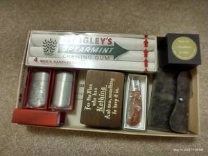 lot 334 image: Vintage Mens Lot - Lighters, Handkerchiefs, Pocketknives
