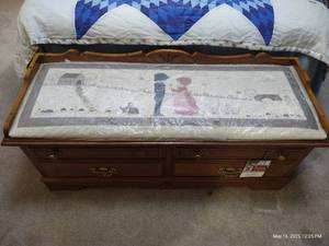 lot 360 image: Lane Cedar Chest - Like New Condition With Key
