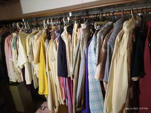 lot 372 image: Huge Lot of Womens Clothes