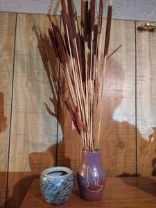 lot 435 image: (2) Vintage Pottery Pieces