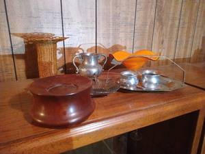 lot 438 image: Miscellaneous Lot - Metal, Wood, Wicker Items