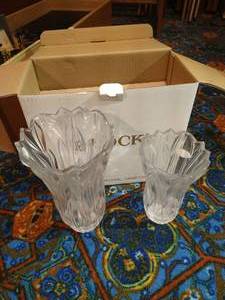 lot 468 image: Set of Polish Lead Crystal Vases wBox