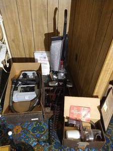 lot 480 image: Kirby Vacuum Lot & Accessories (i.e. Shag Rug Comb)