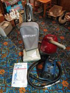 lot 488 image: Three Vacuums