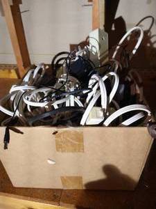 lot 526 image: Box of Electrical Cords