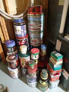 lot 535 image: Huge Lot Nice Christmas Tins