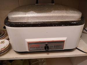 lot 542 image: Nesco Counter Top Roaster