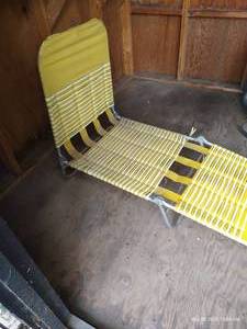 lot 592 image: Jelly Folding Lawn Chair