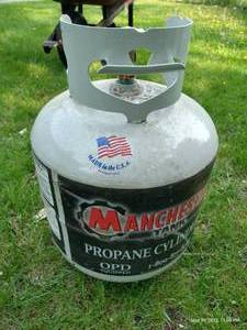 lot 598 image: Propane Tank