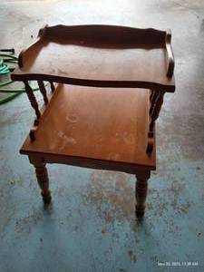 lot 626 image: Small Side Table