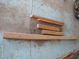lot 632 image: Scrap Wood & 8ft Cedar Beam