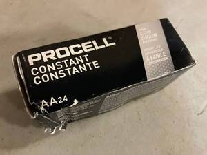 lot 16 image: AA Batteries
