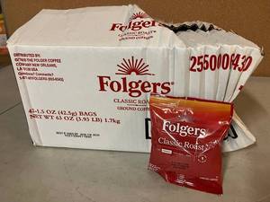 lot 104 image: Folgers Coffee Packets