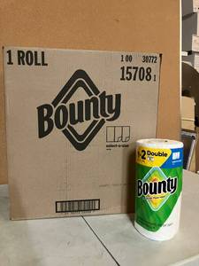 lot 2 image: Bounty Select-A-Size Towels