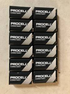 lot 20 image: 9 Volt Batteries