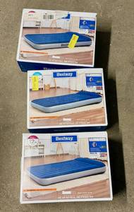 lot 14 image: 2 Full Size & 1 Twin Size Air Matress