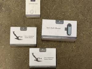 lot 15 image: Outdoor Camera Accessories