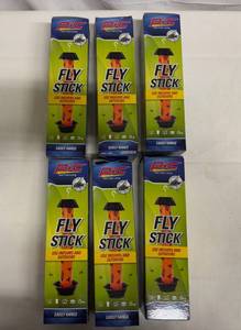 lot 26 image: 6x Fly Stick