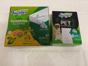 lot 30 image: Swiffer Sweeping Cloths