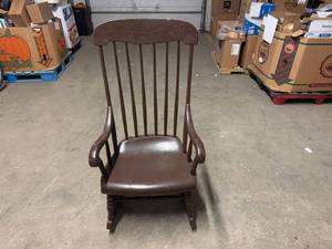 lot 44 image: Wooden Rocking Chair