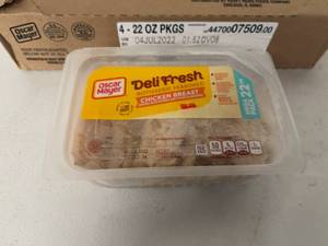 lot 58 image: 4x 22oz Oscar Mayer Rotisserie Seasoned Chicken Breast Lunch Meat