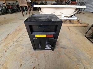 lot 22 image: Heavy Duty Electronic Drop Slot Safe