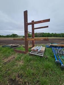lot 32 image: Used Industrial Steel Cantilever Rack Frame