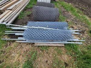 lot 33 image: Bundle of Chain Link Fence with Metal Poles