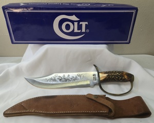 lot 21 image: Colt Stone  Mountain D-Guard Bowie Burnt Stag 801