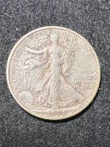 1944-S US WALKING LIBERTY HALF DOLLAR