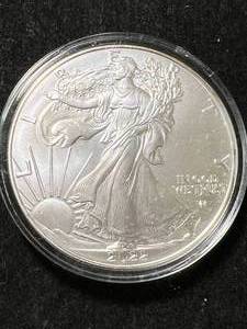 lot 75 image: 2022 AMERICAN SILVER EAGLE 1 TROY OZ .999 FINE SILVER IN AIRTITE