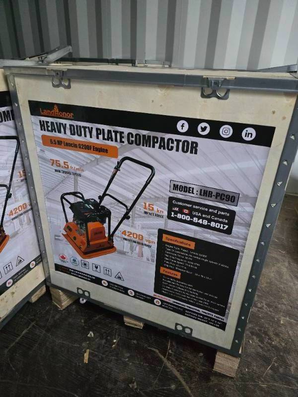 lot 69 image: Landhoner Plate Compactor