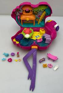 lot 24 image: Vintage Polly Pockets Flamingo With People And More