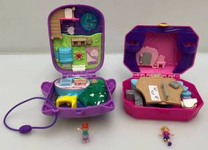 lot 26 image: Miniature Polly Pockets Playsets With People & More
