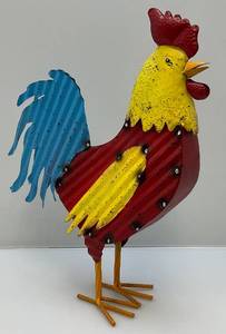lot 132 image: 17 Metal Rooster Lawn Ornament