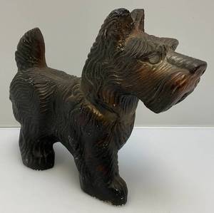 lot 136 image: Vintage Scottie Dog Chalkware Piece 12 L x 9 12 H x 3 12 W