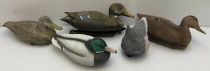 lot 140 image: Misc. Vintage Duck Decoys