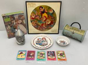 lot 176 image: Vintage Collectibles Including Disney SNOW WHITE Album, Raggedy Ann & Andy Plates & More
