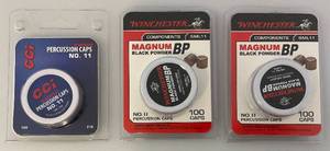 lot 224 image: Winchester Magnum BP & CCI Black Powder No. 11 Percussion Caps (NIP)