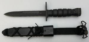 lot 226 image: Vintage US Army M7 Bayonet With M10 Scabbard 6 12 Blade Awesome Condition