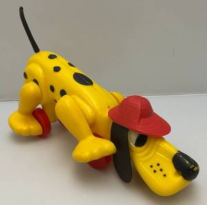 lot 260 image: Vinjtage Digger The Dog Pull Toy 13 (Missing String)